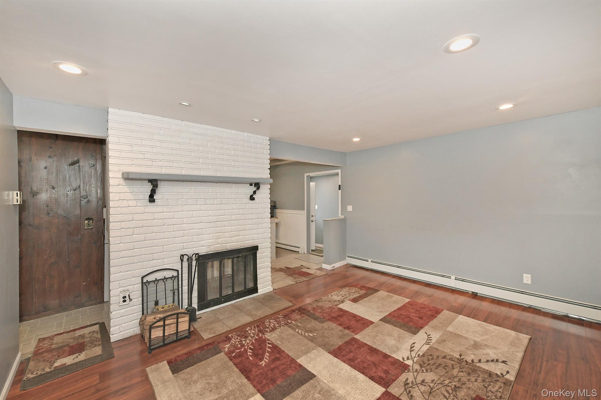 93 Abbey Lane Property Photo 12