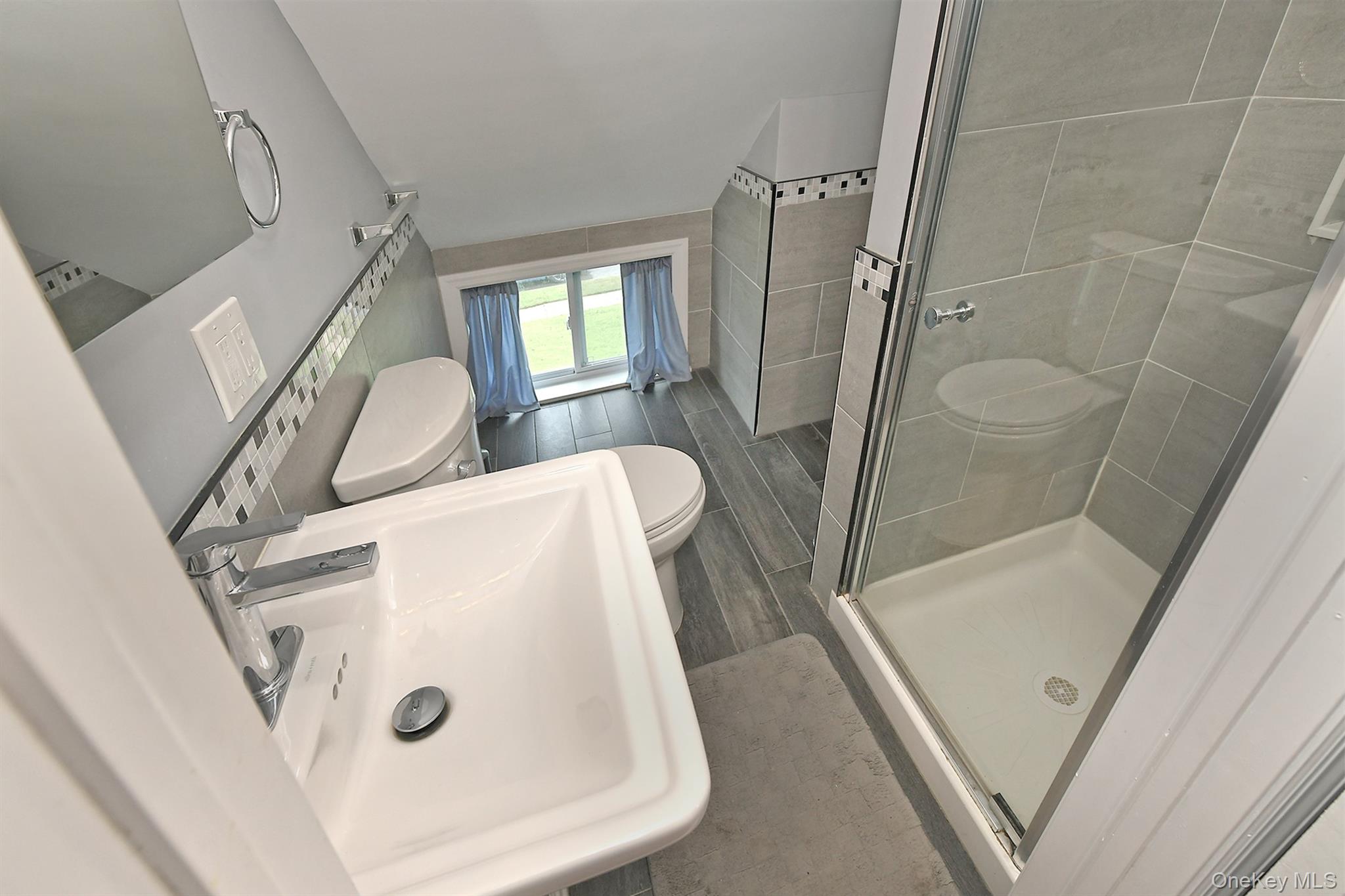 93 Abbey Lane Property Photo 20
