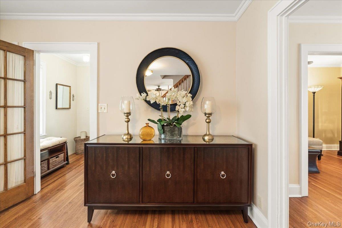 30 Astor Place Property Photo 5