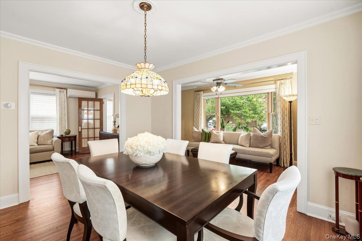 30 Astor Place Property Photo 6