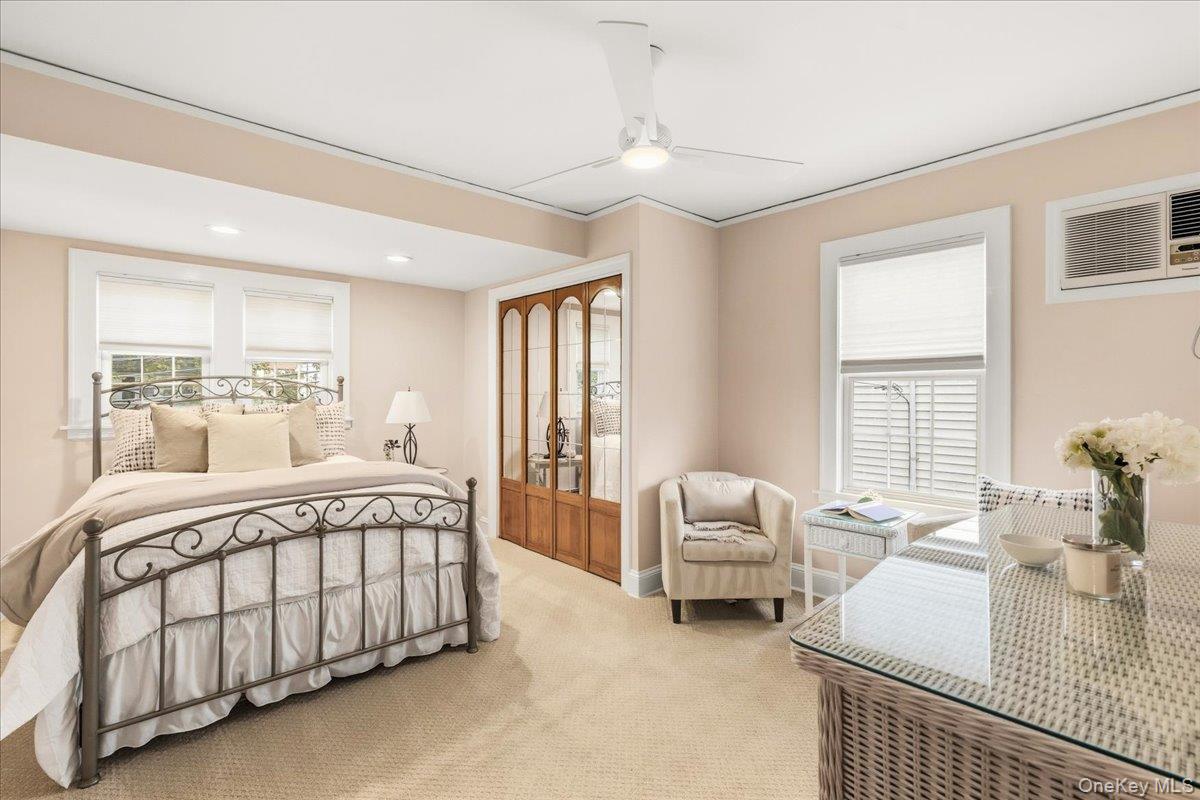30 Astor Place Property Photo 16