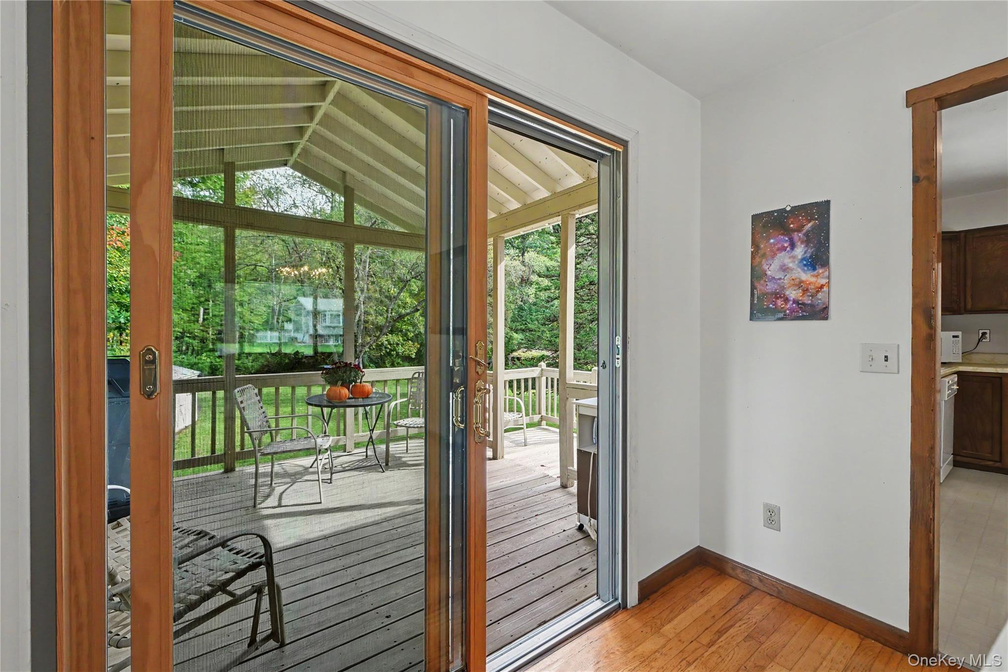 26 Tamarack Hill Drive Property Photo 11
