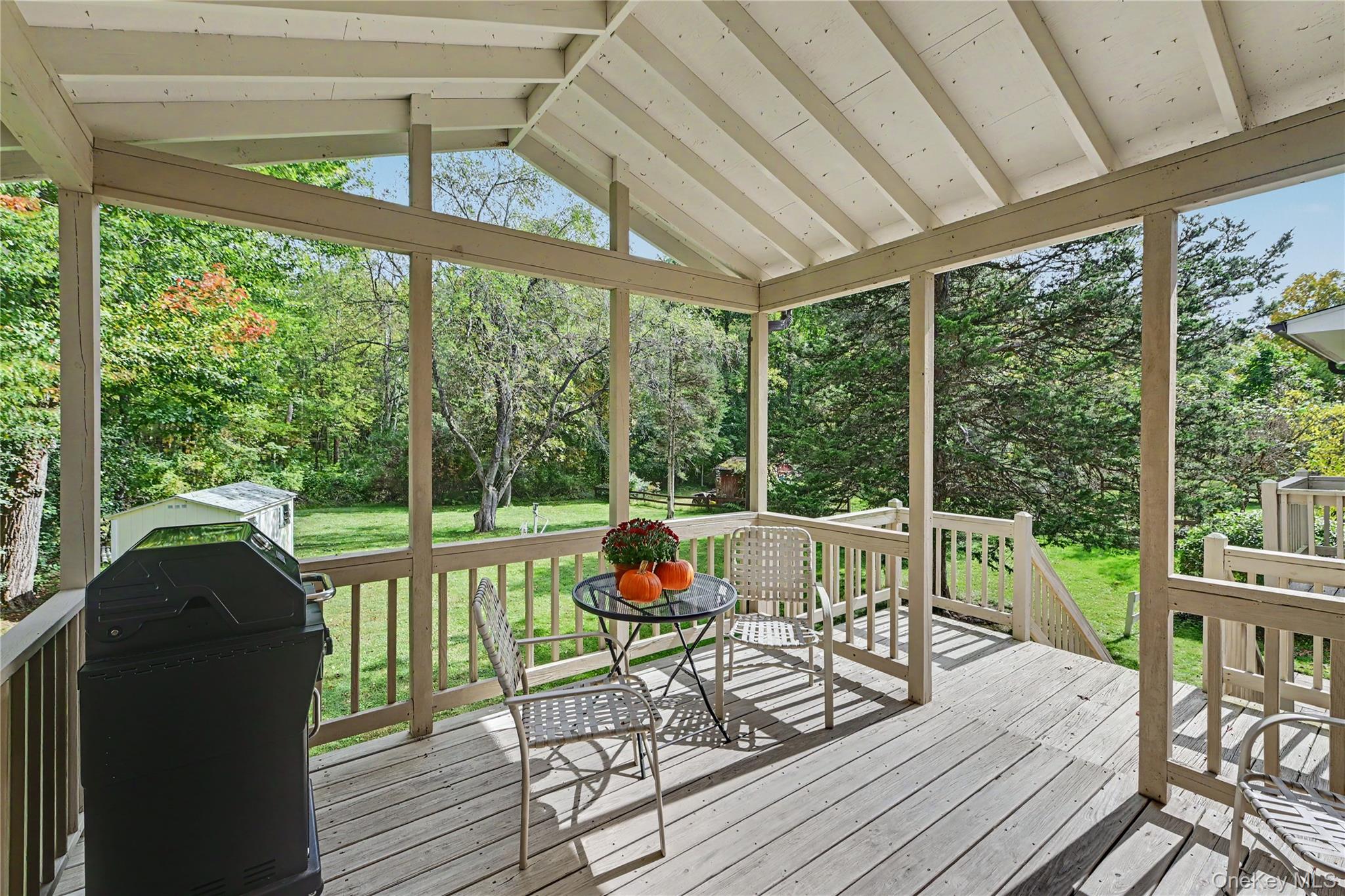 26 Tamarack Hill Drive Property Photo 12