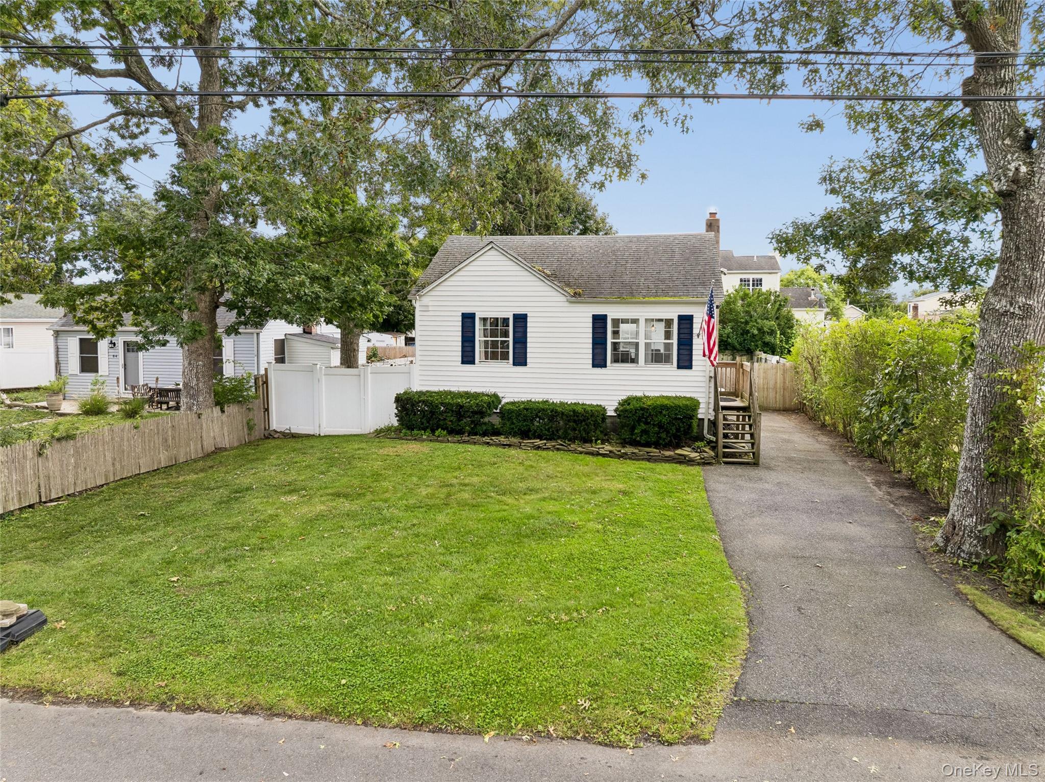 82 Rugby Drive Property Photo 2