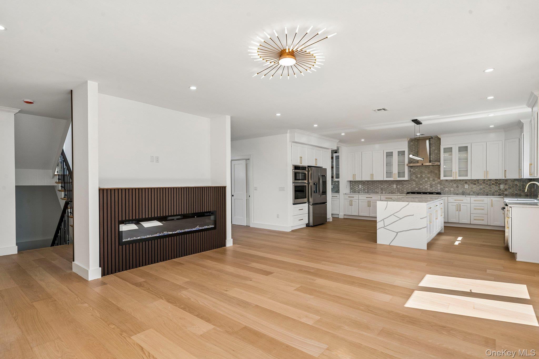 2 Radial Lane Property Photo 14