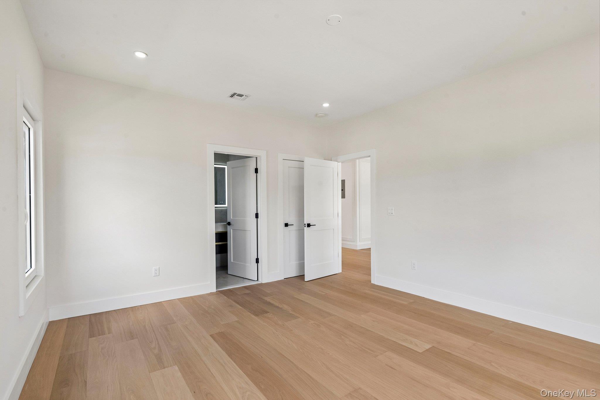 2 Radial Lane Property Photo 27