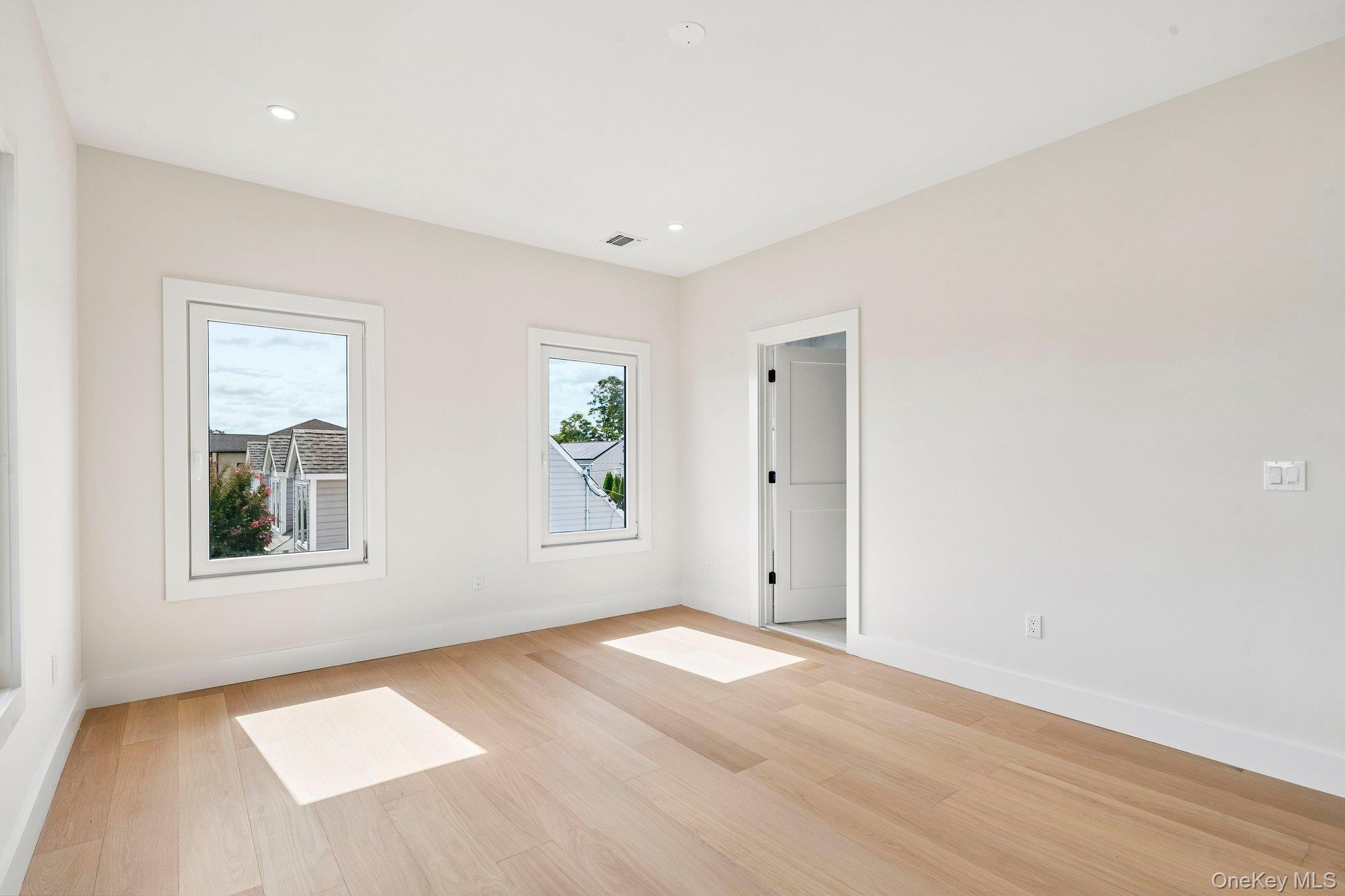 2 Radial Lane Property Photo 29