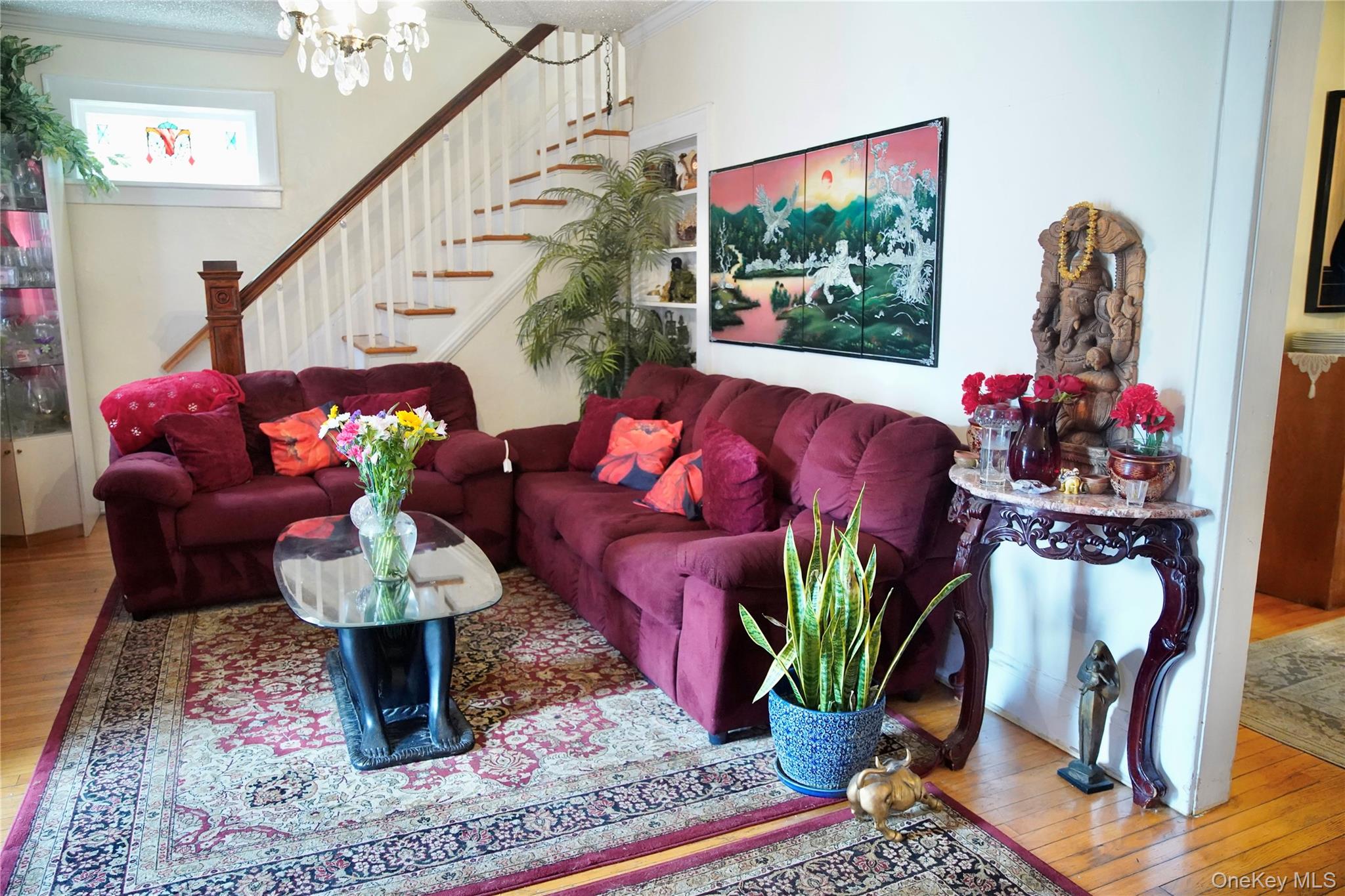 881 Lorenz Avenue Property Photo 2
