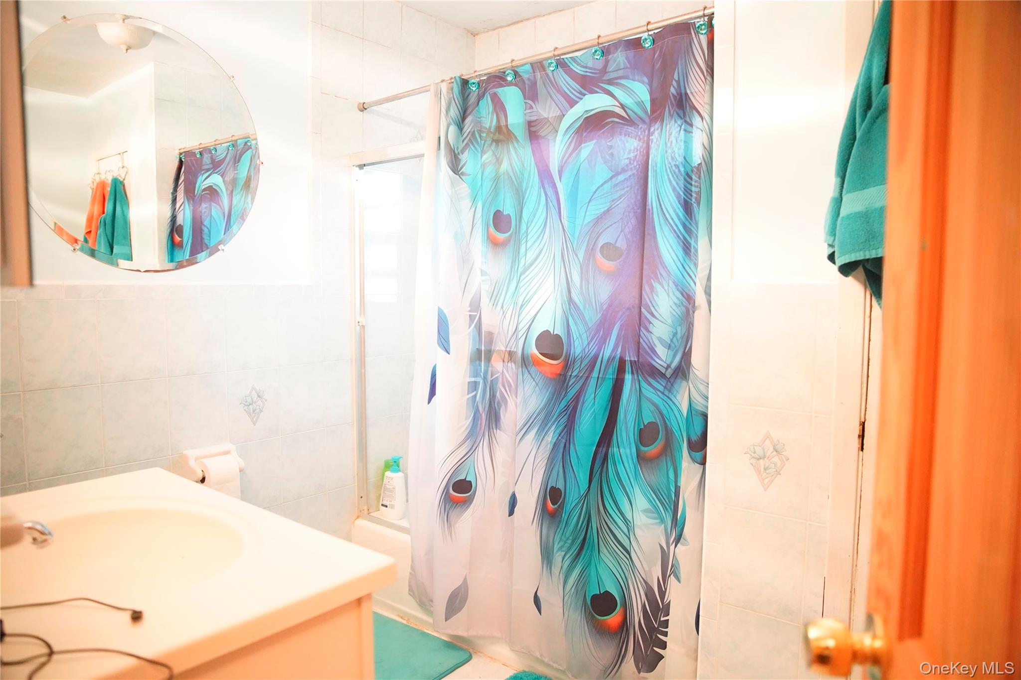 881 Lorenz Avenue Property Photo 8