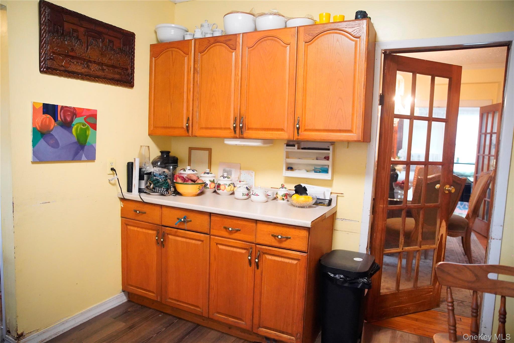 881 Lorenz Avenue Property Photo 18