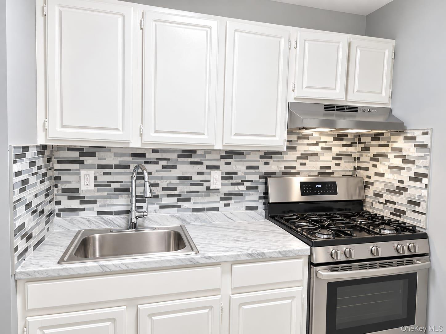 485 Pennsylvania Avenue Property Photo 4
