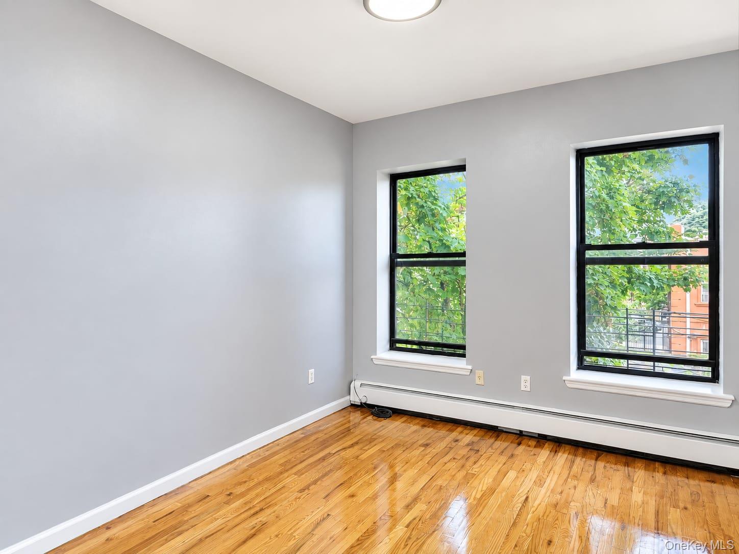 485 Pennsylvania Avenue Property Photo 8