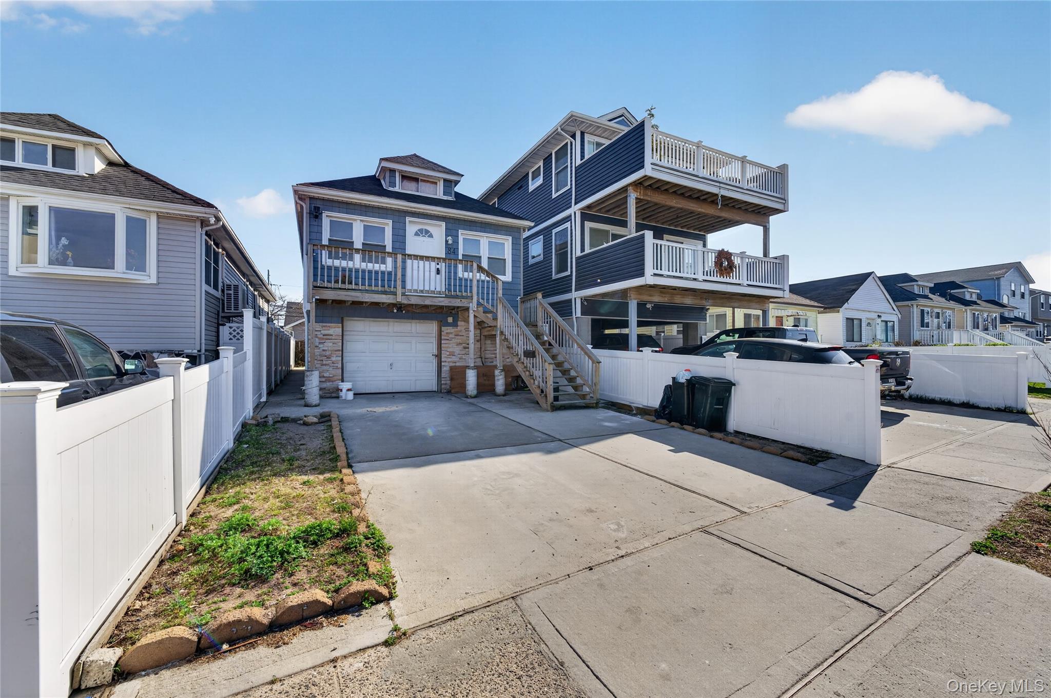 84 E Pine Street Property Photo 1