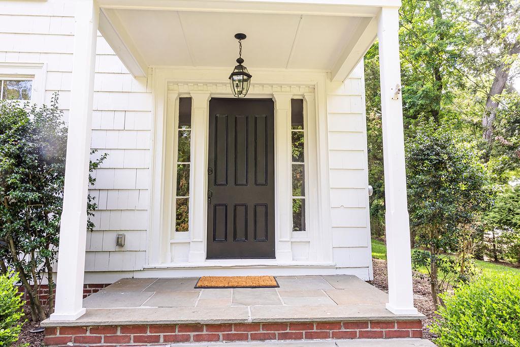 592 Landing Avenue Property Photo 6
