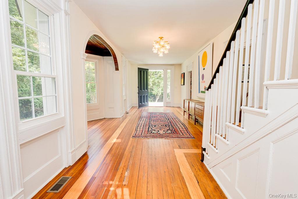 592 Landing Avenue Property Photo 7