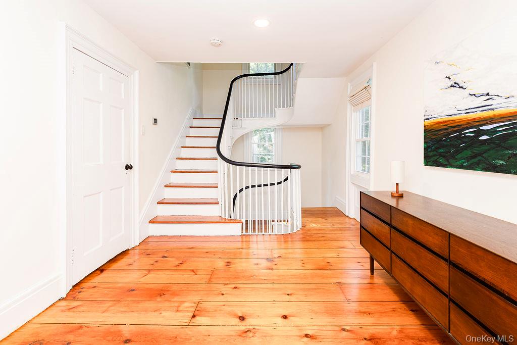 592 Landing Avenue Property Photo 39