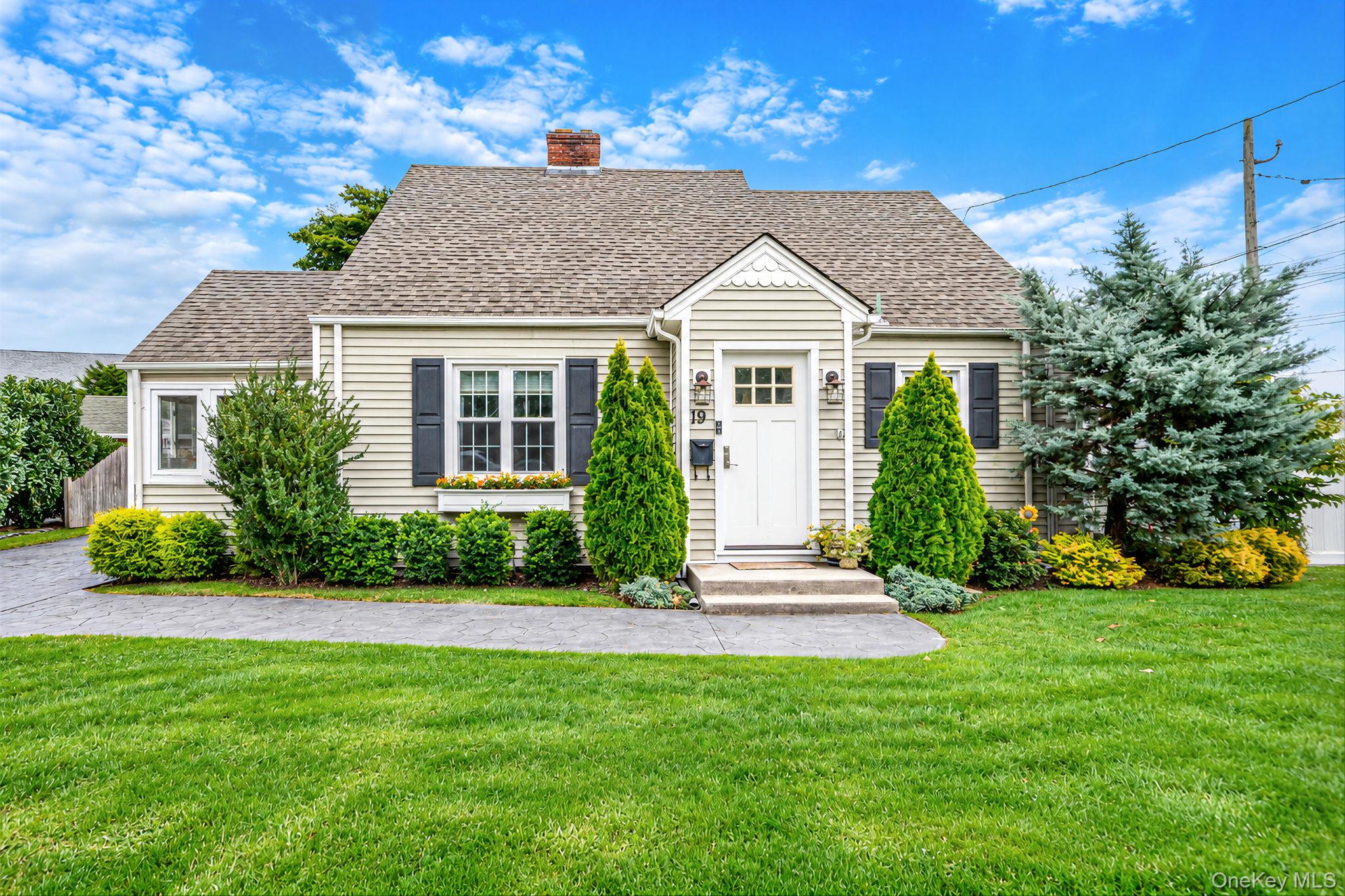 19 Cherry Avenue Property Photo 1