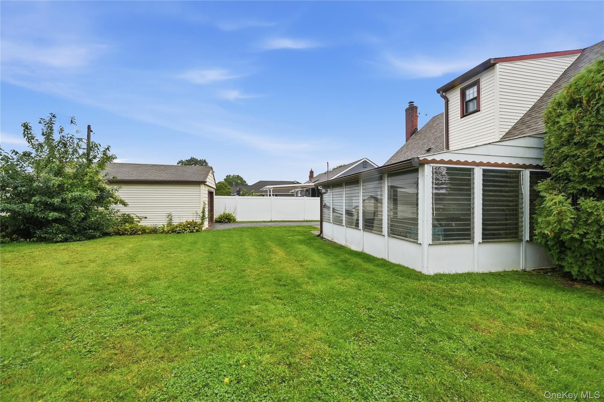 947 White Birch Lane Property Photo 31