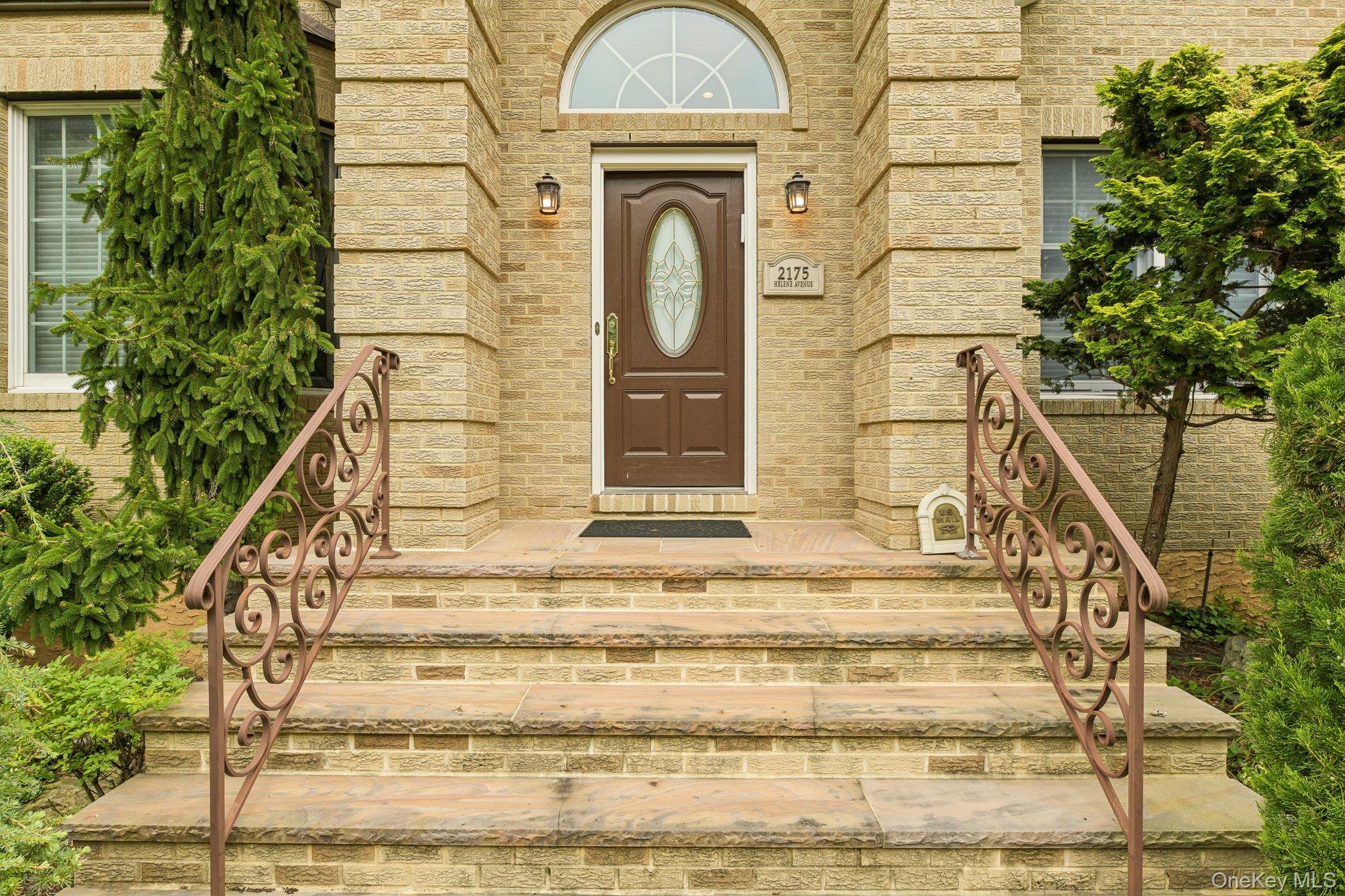 2175 Helene Avenue Property Photo 4