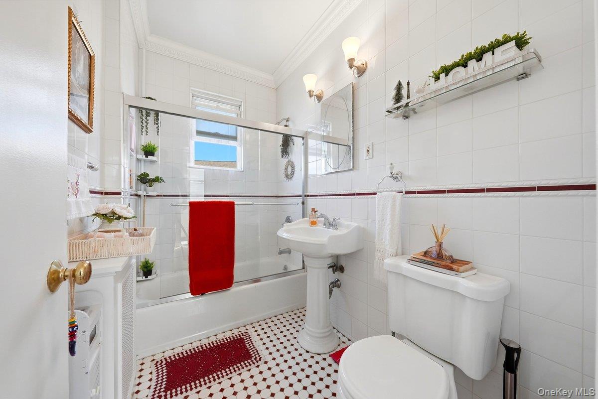 14 Sumner Avenue Property Photo 36