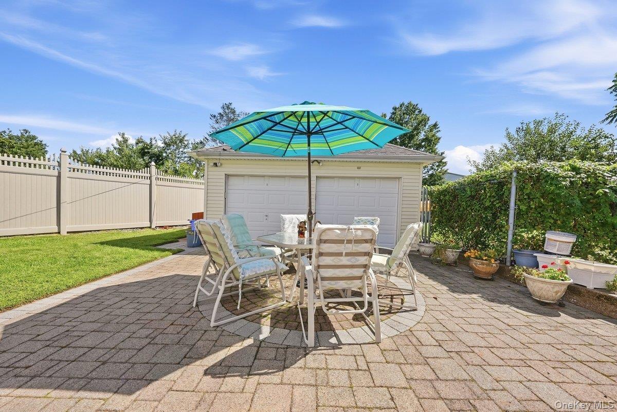 14 Sumner Avenue Property Photo 45