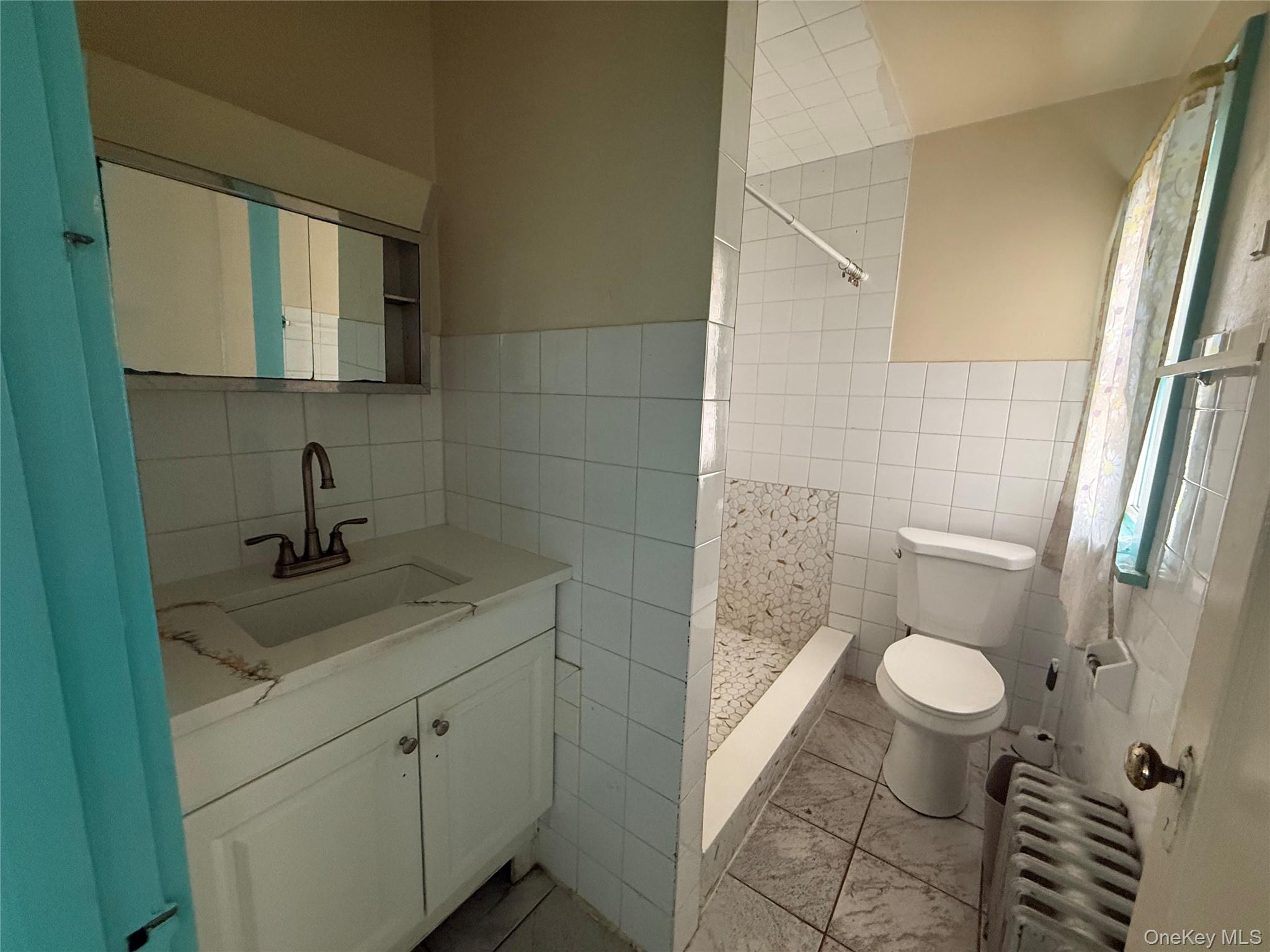 8 E Central Avenue 2 Property Photo 7