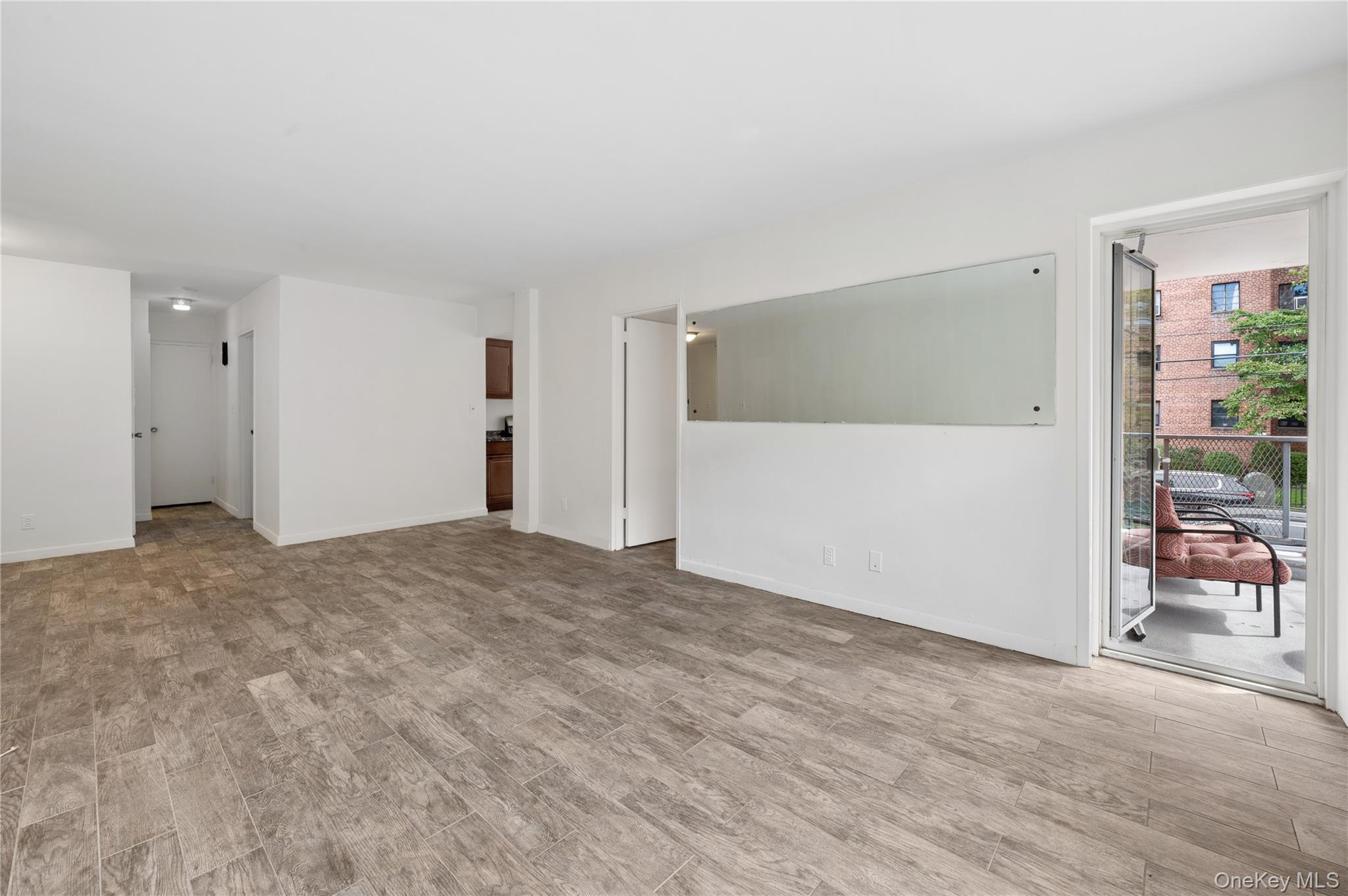 636 N Terrace Avenue 2b Property Photo 13