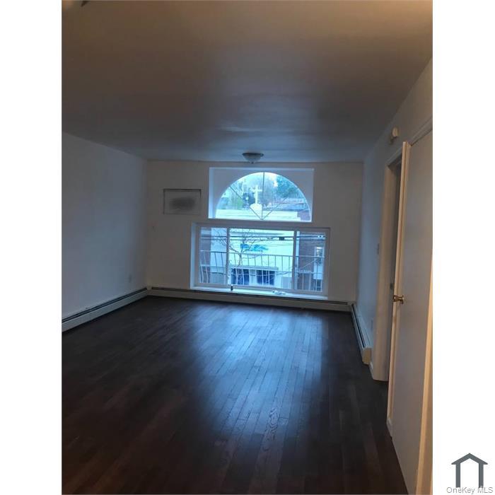 3969 Carpenter Avenue Property Photo 12