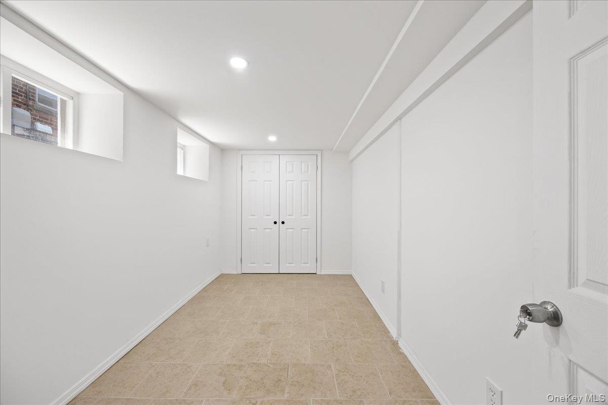 4084 Seton Avenue Property Photo 18