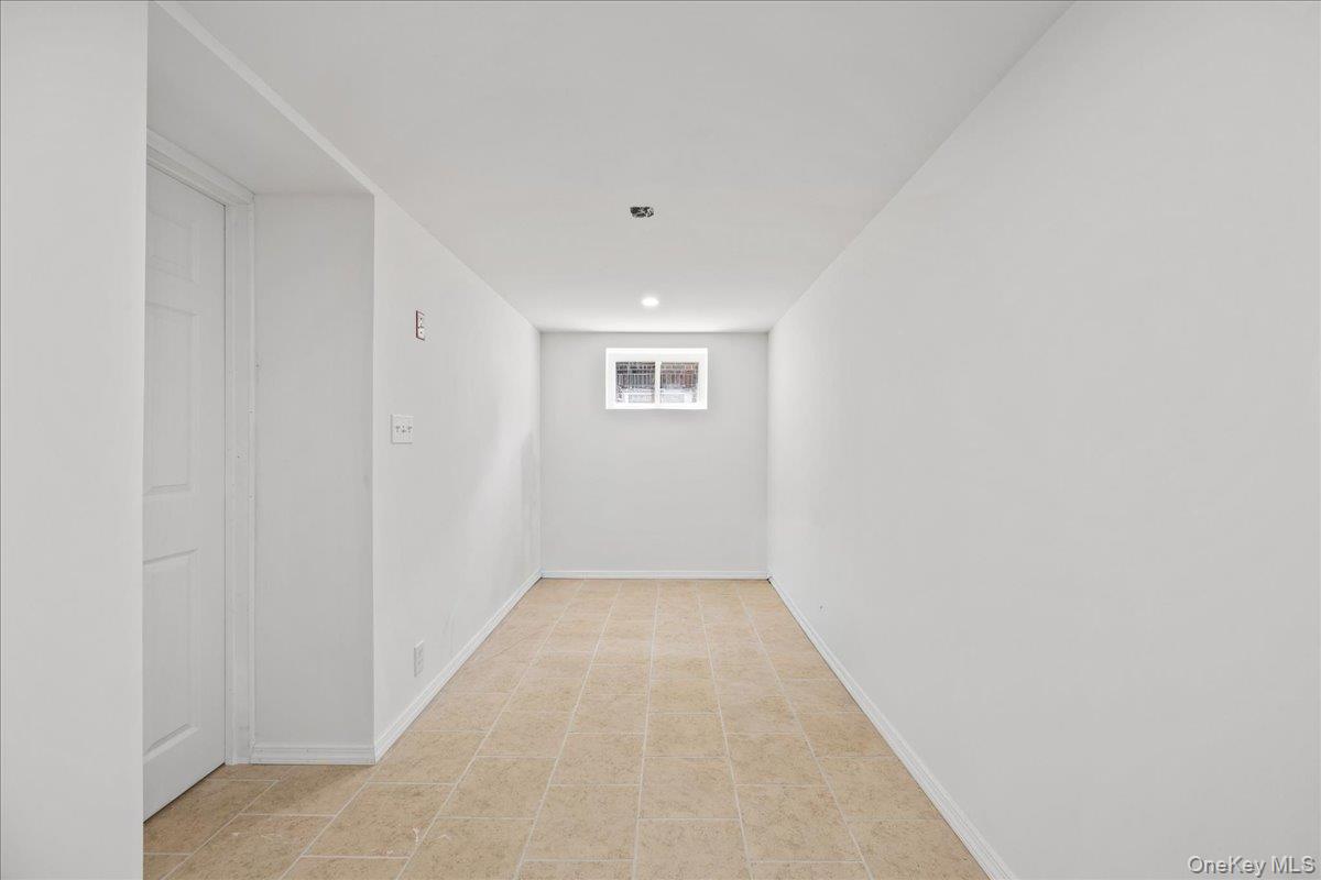 4084 Seton Avenue Property Photo 20