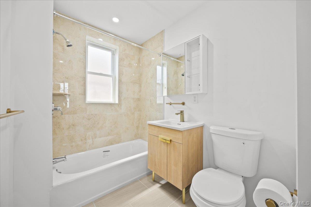 4084 Seton Avenue Property Photo 23