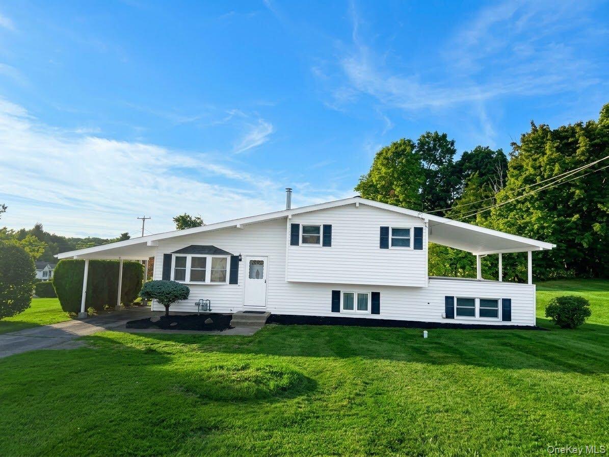1 Barbara Lane Property Photo 1