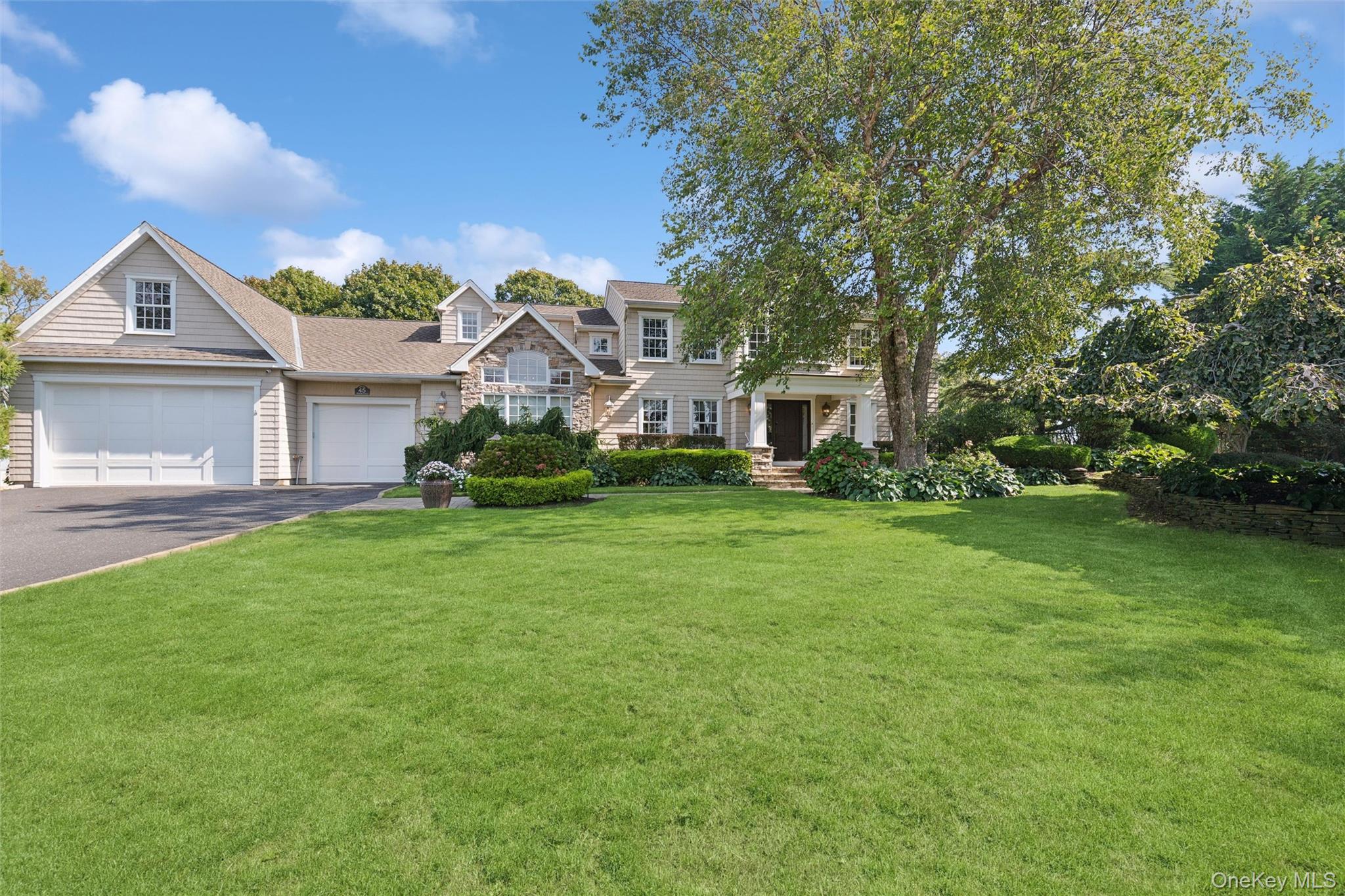 45 Blue Point Avenue Property Photo 1