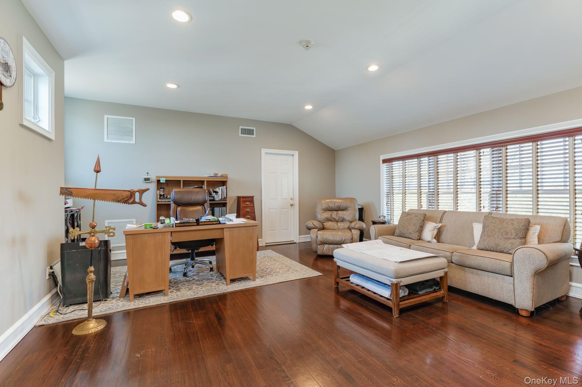 45 Blue Point Avenue Property Photo 24