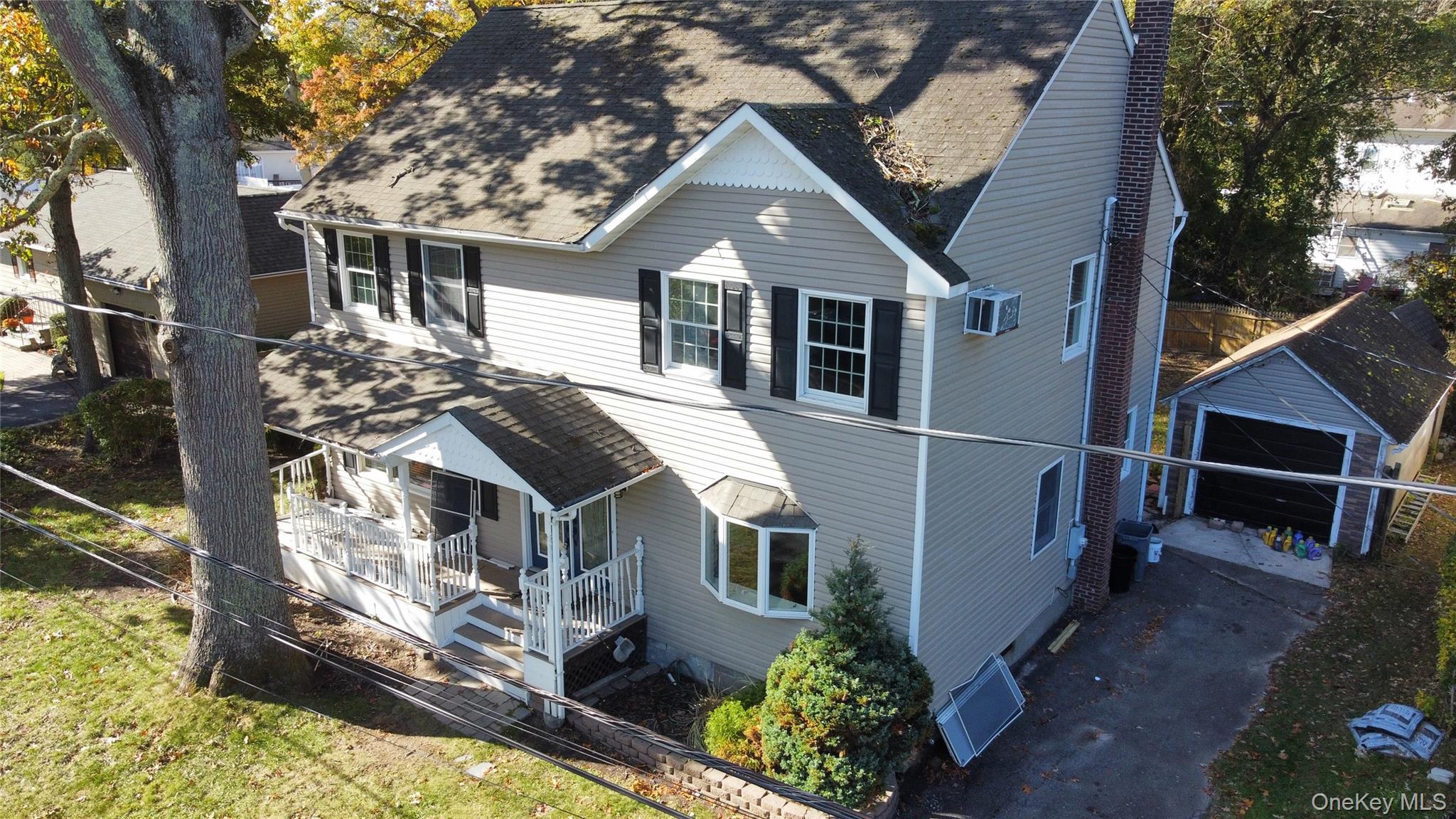 16 Babylon Drive Property Photo 1