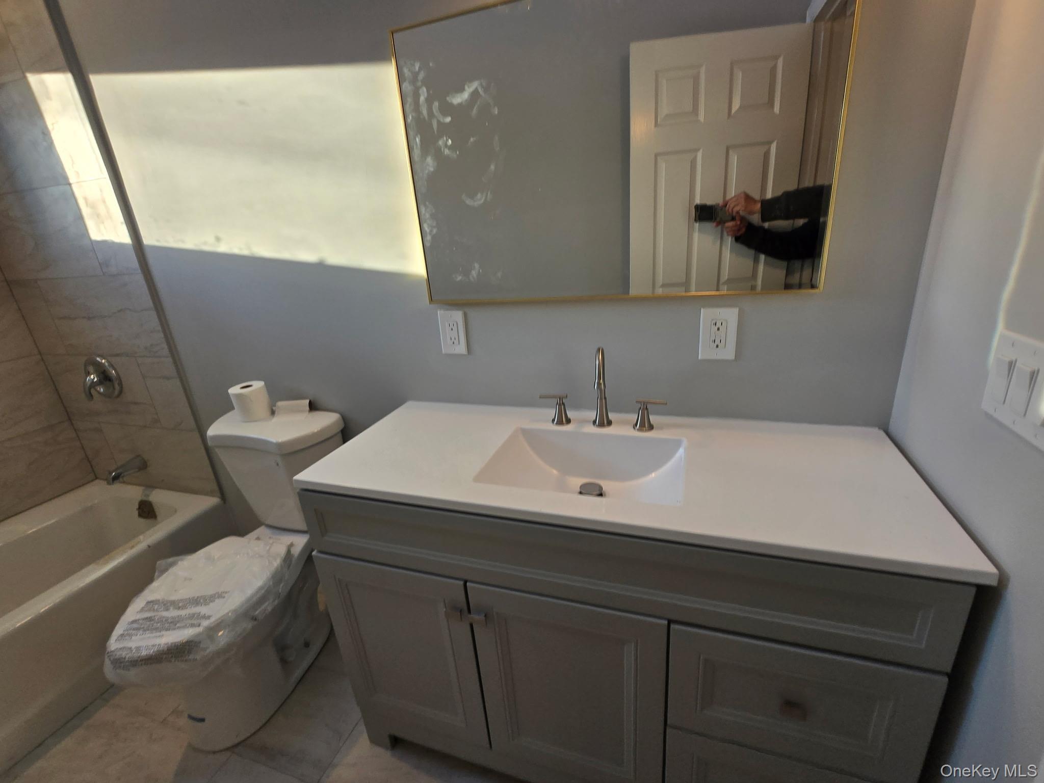 16 Babylon Drive Property Photo 9
