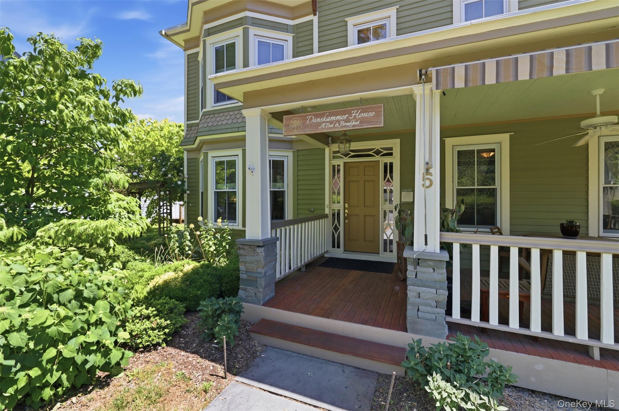 5 West Street Property Photo 2