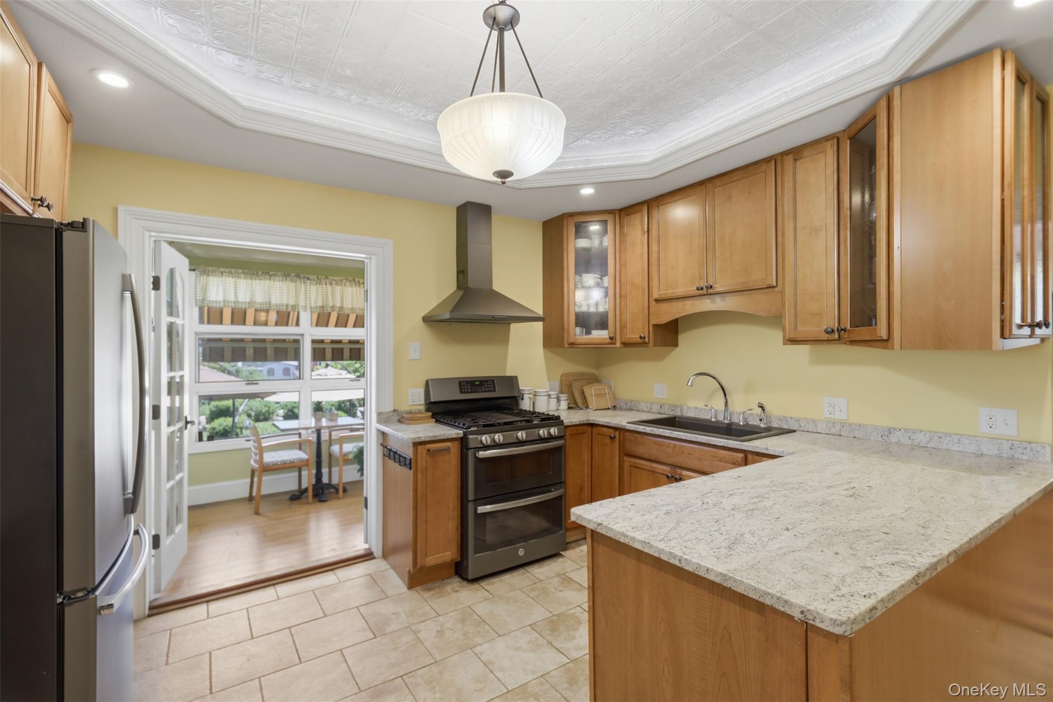 5 West Street Property Photo 13