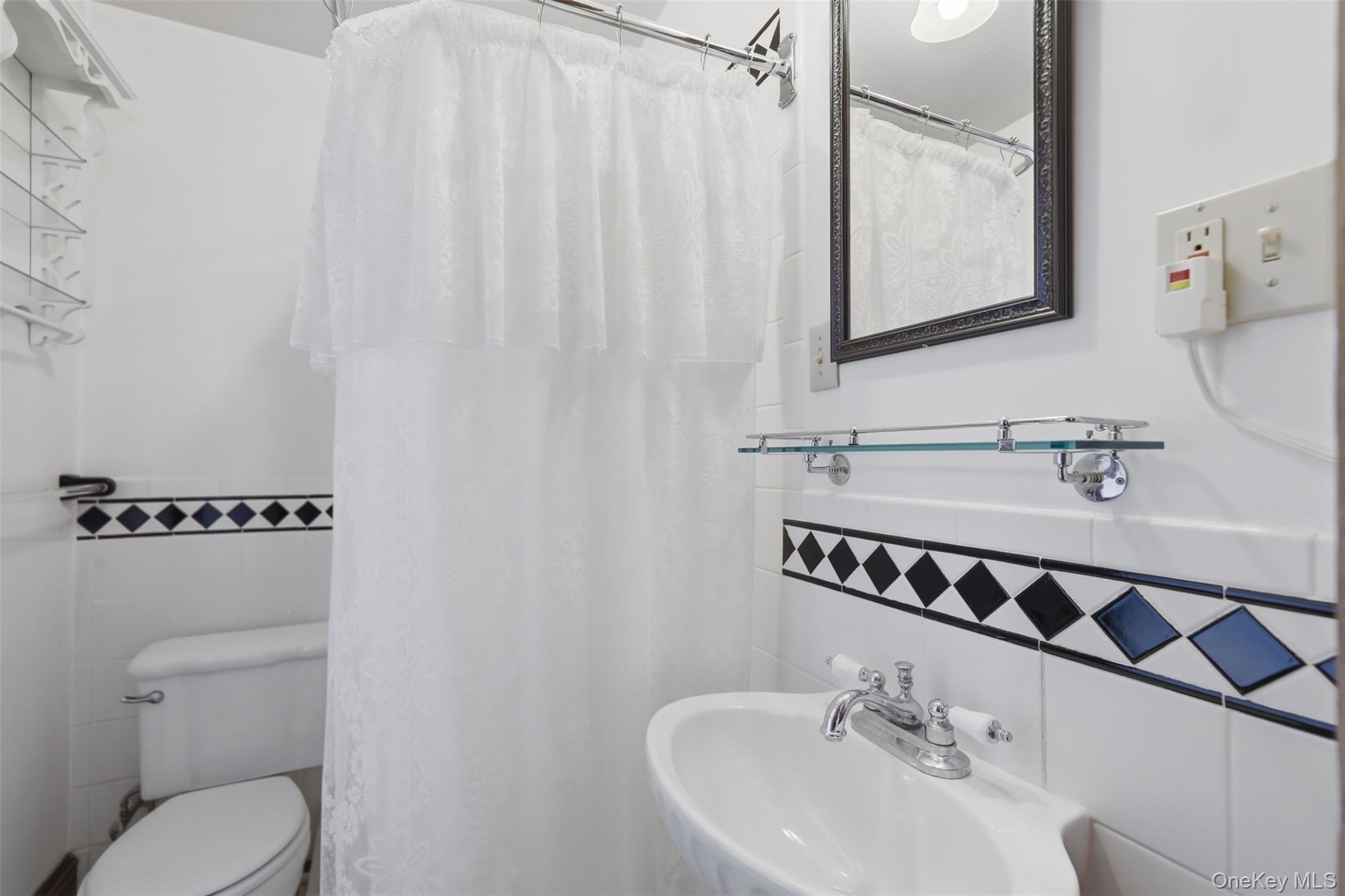 10 West Street Property Photo 25