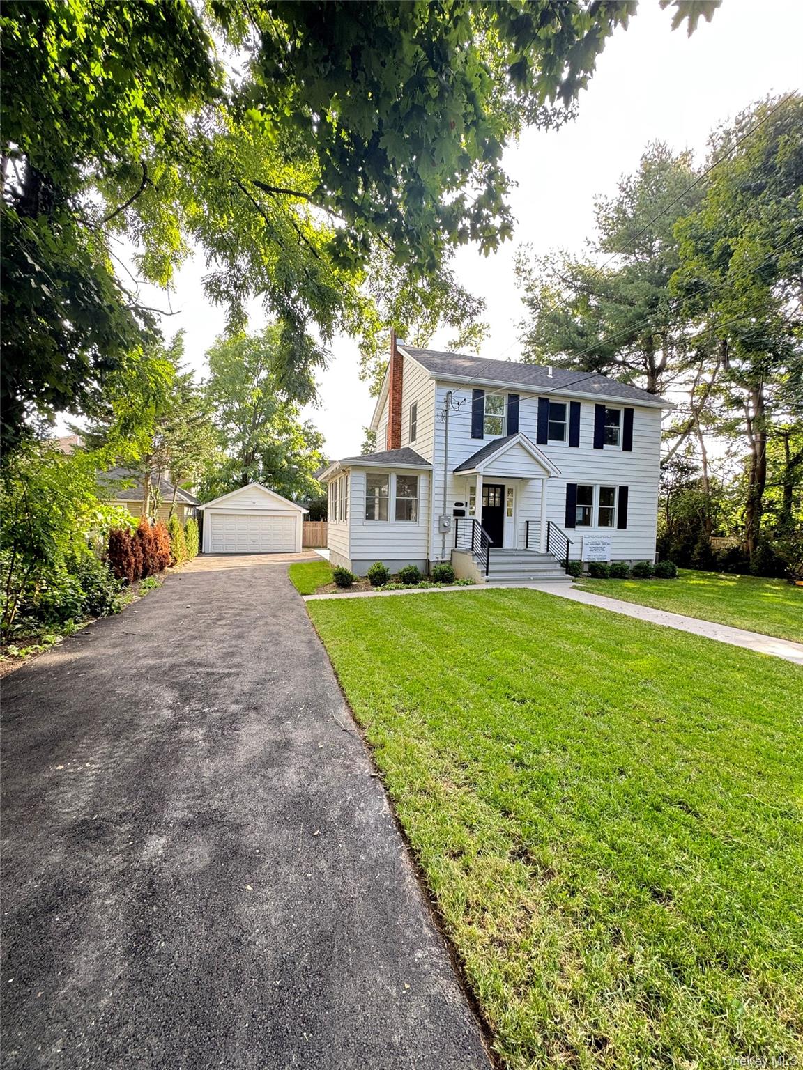 118 Willow Street Property Photo 4