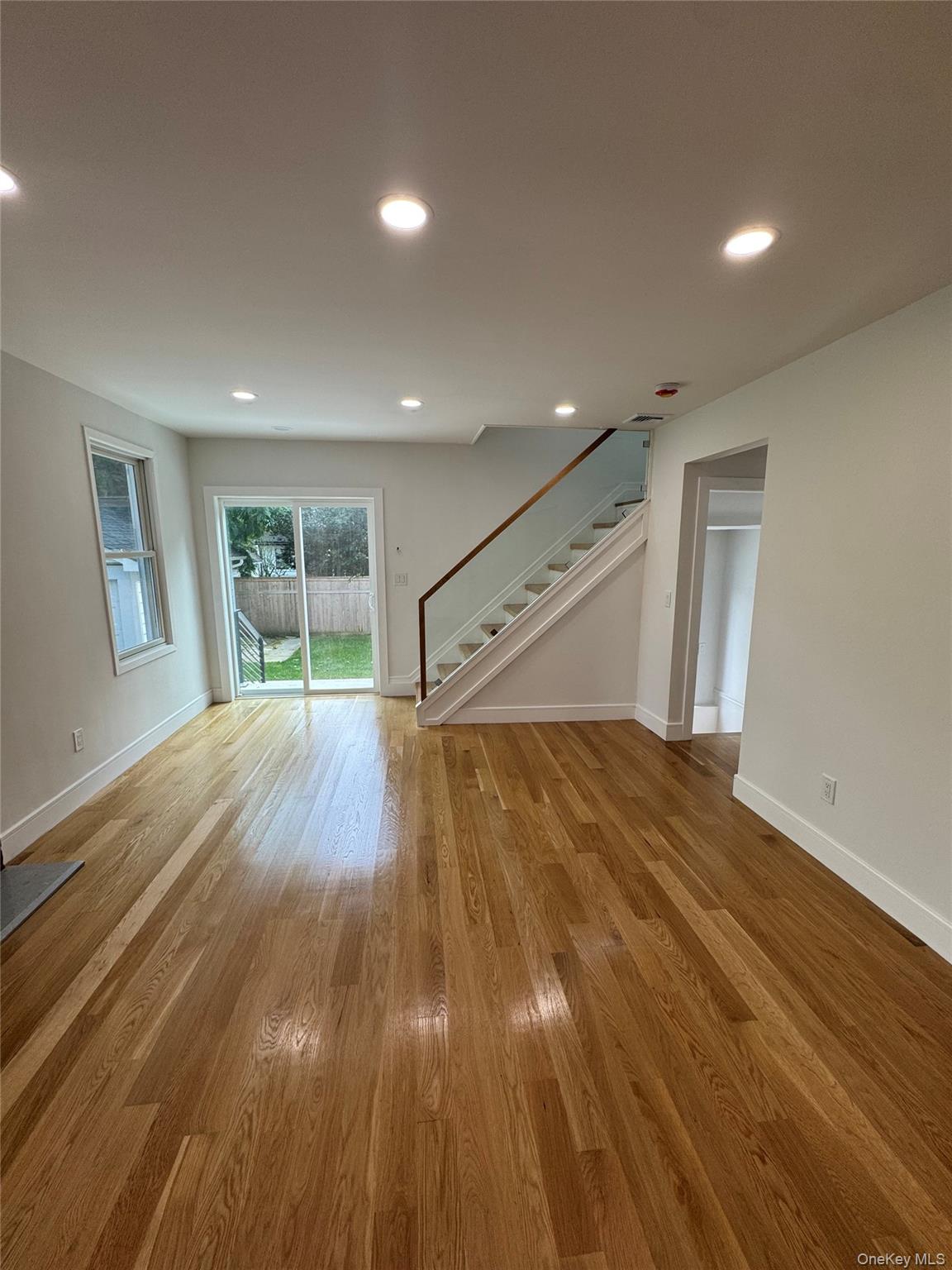 118 Willow Street Property Photo 8