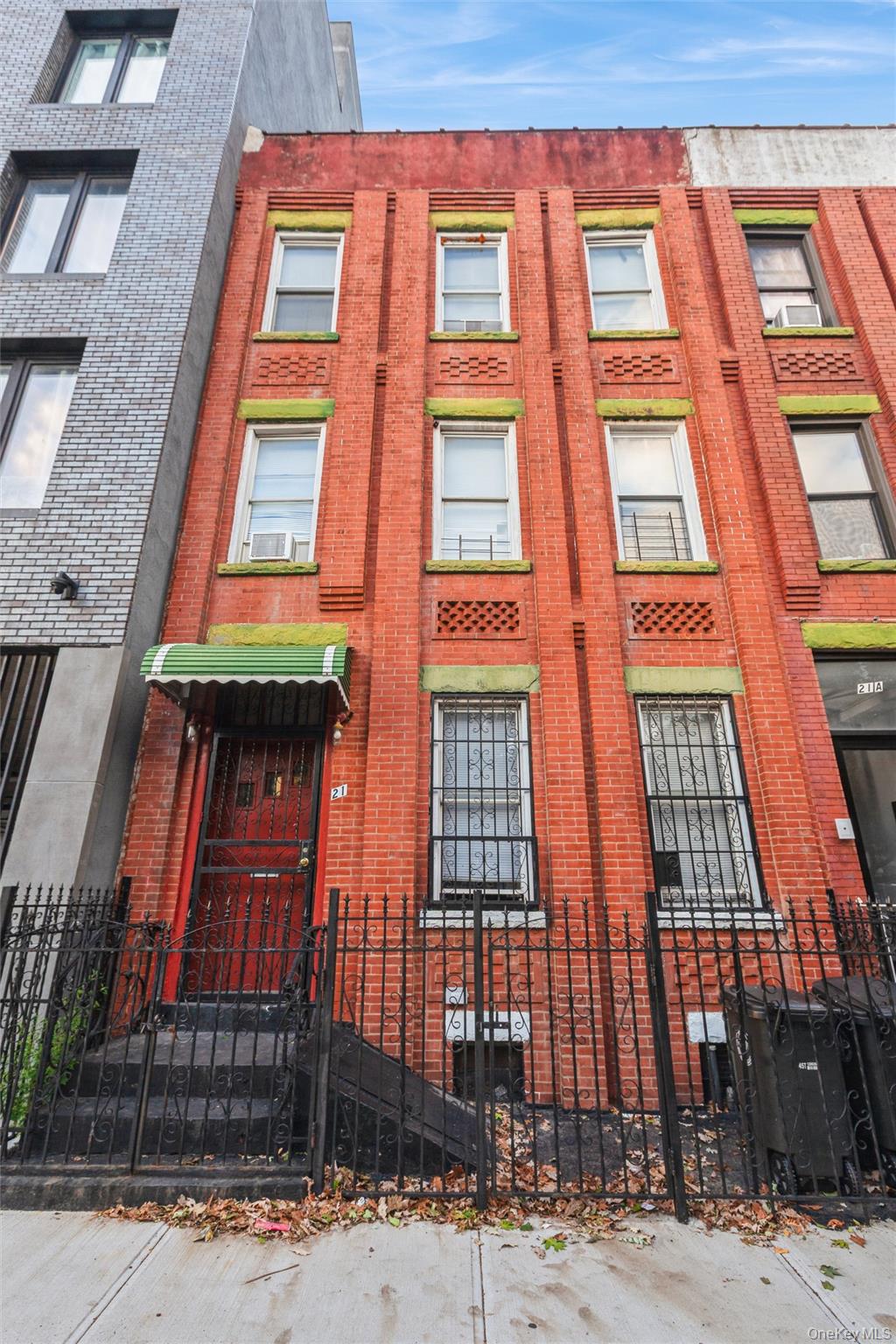 21 Somers Street Property Photo 1
