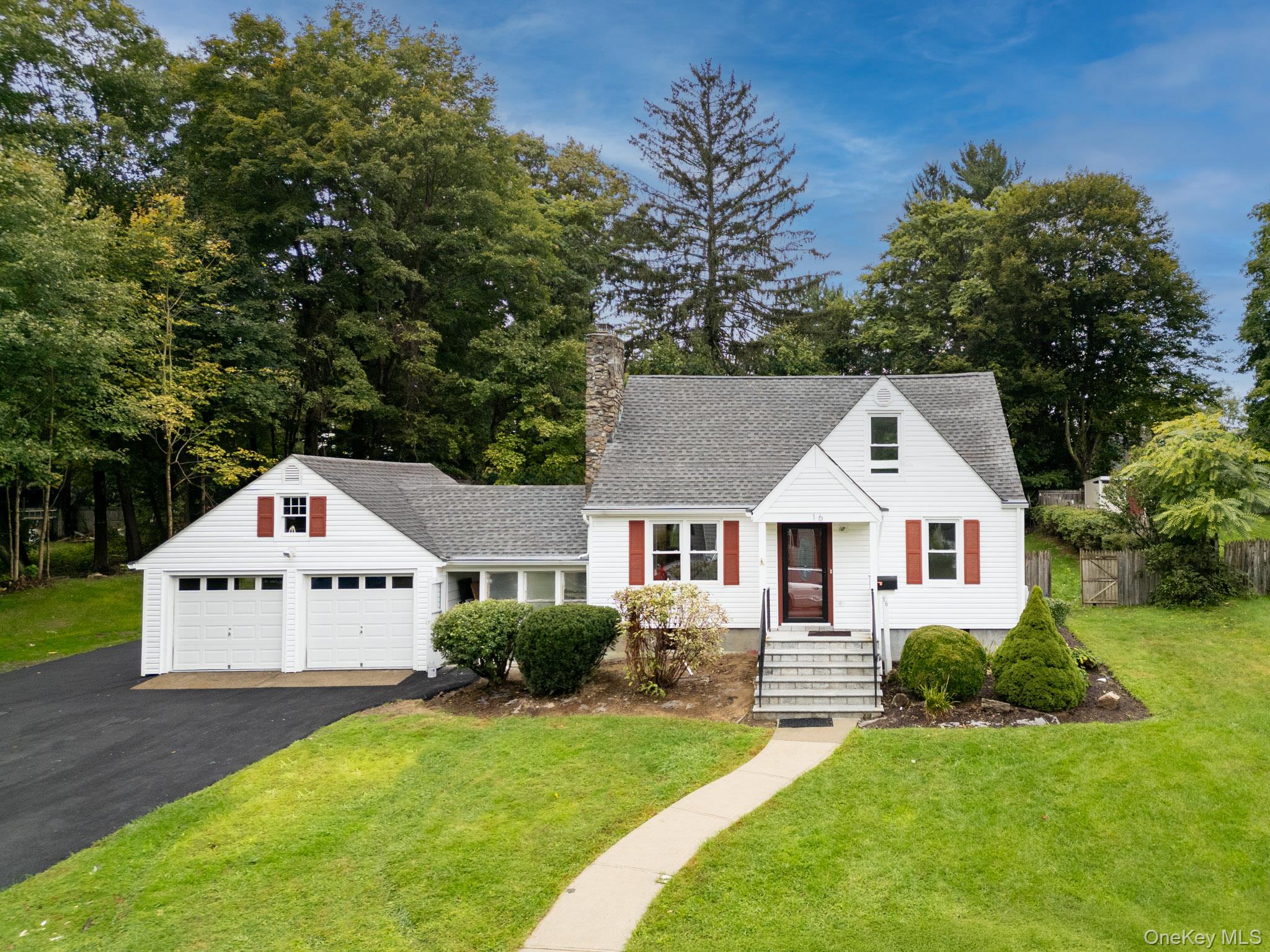 16 Forest Avenue Property Photo 1