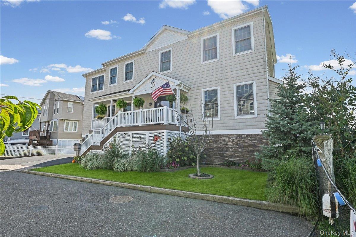 632 Arthur Street Property Photo 2