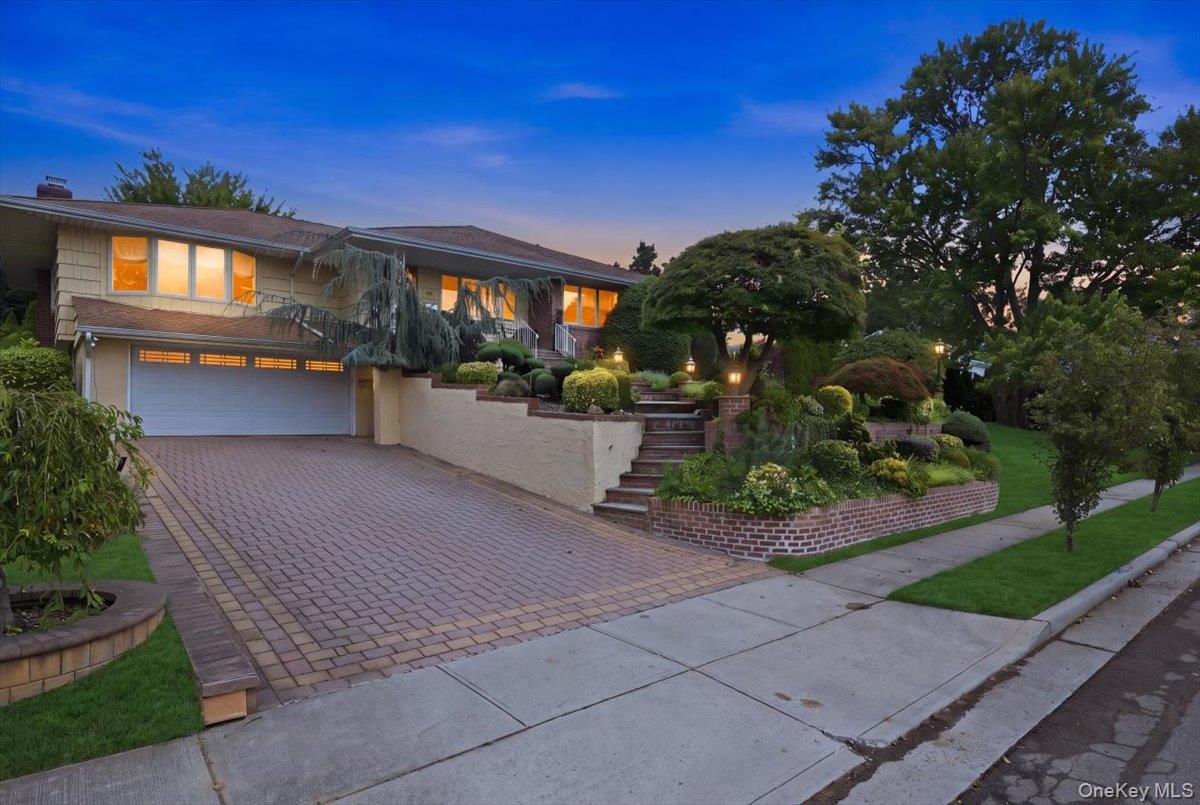 47 Royal Way Property Photo 1
