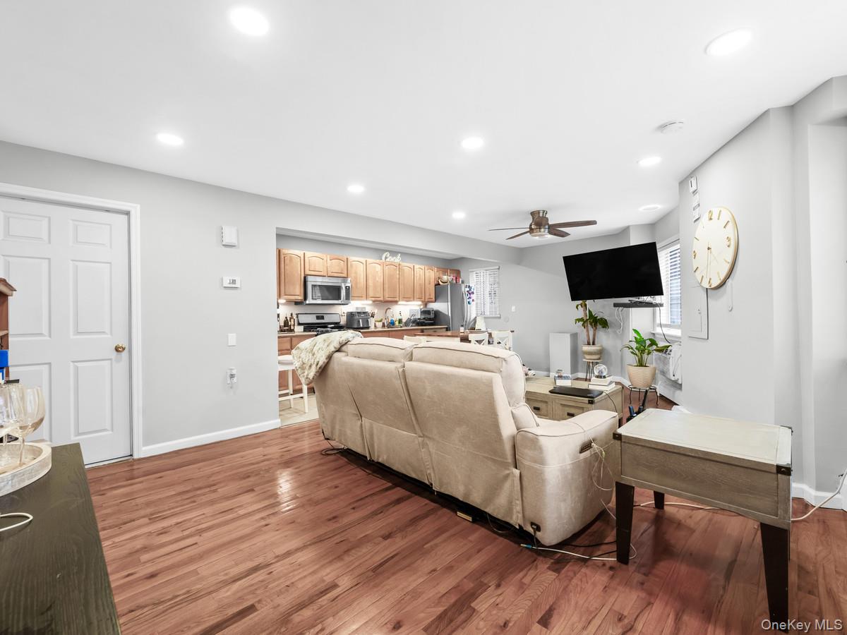 360 E 167th Street Property Photo 3