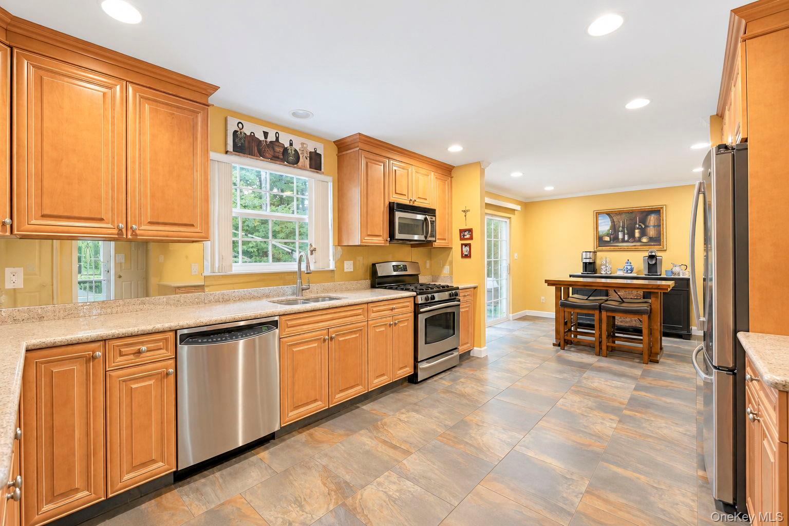 344 Barton Avenue Property Photo 19