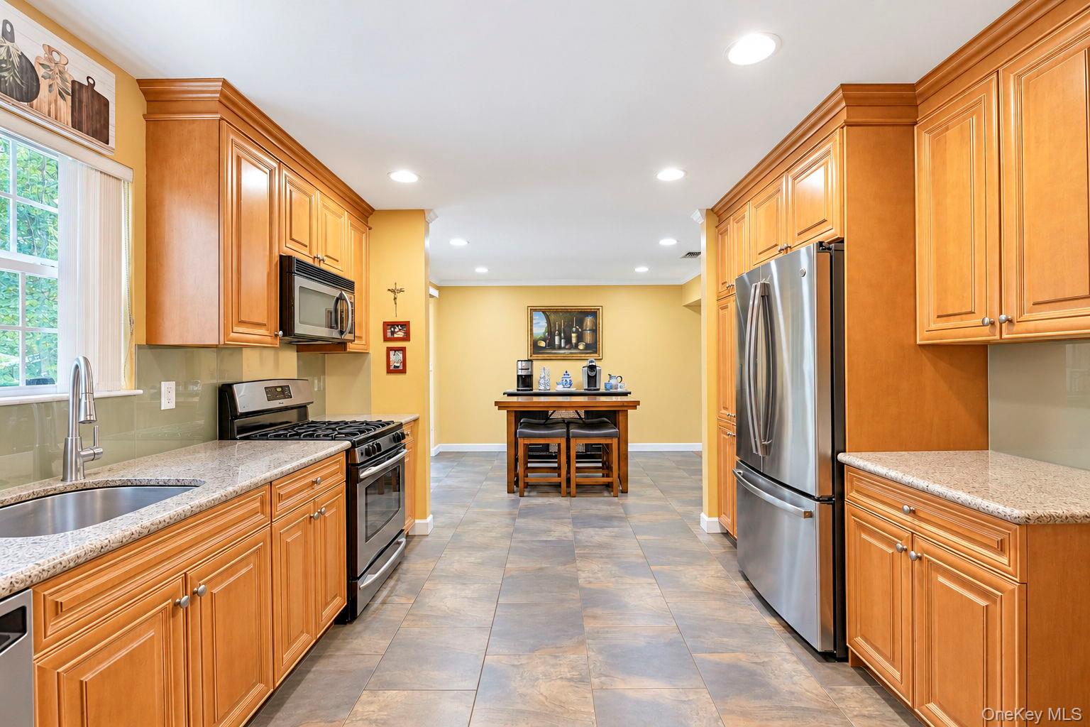 344 Barton Avenue Property Photo 20