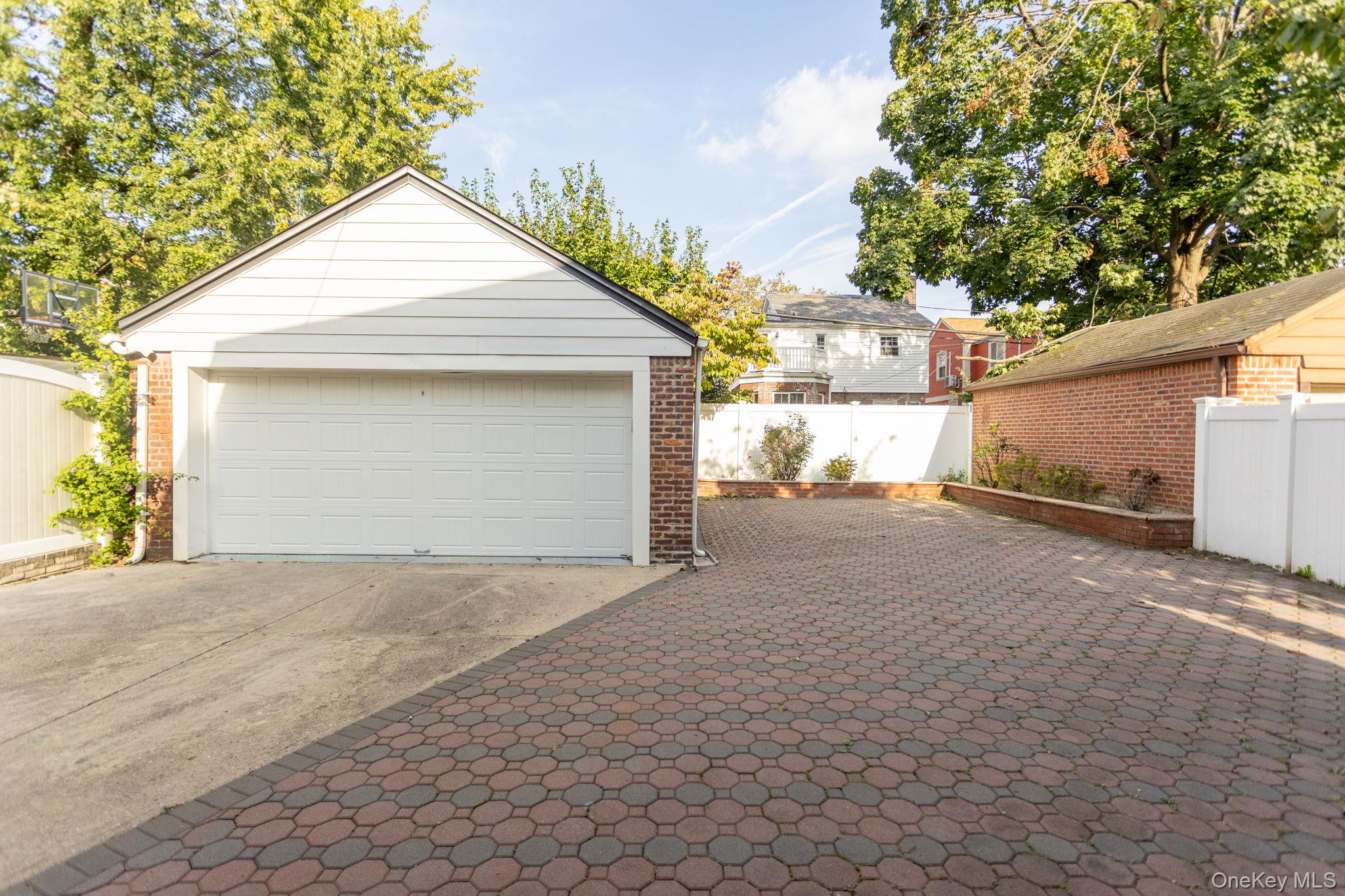 73-35 189th Street Property Photo 18
