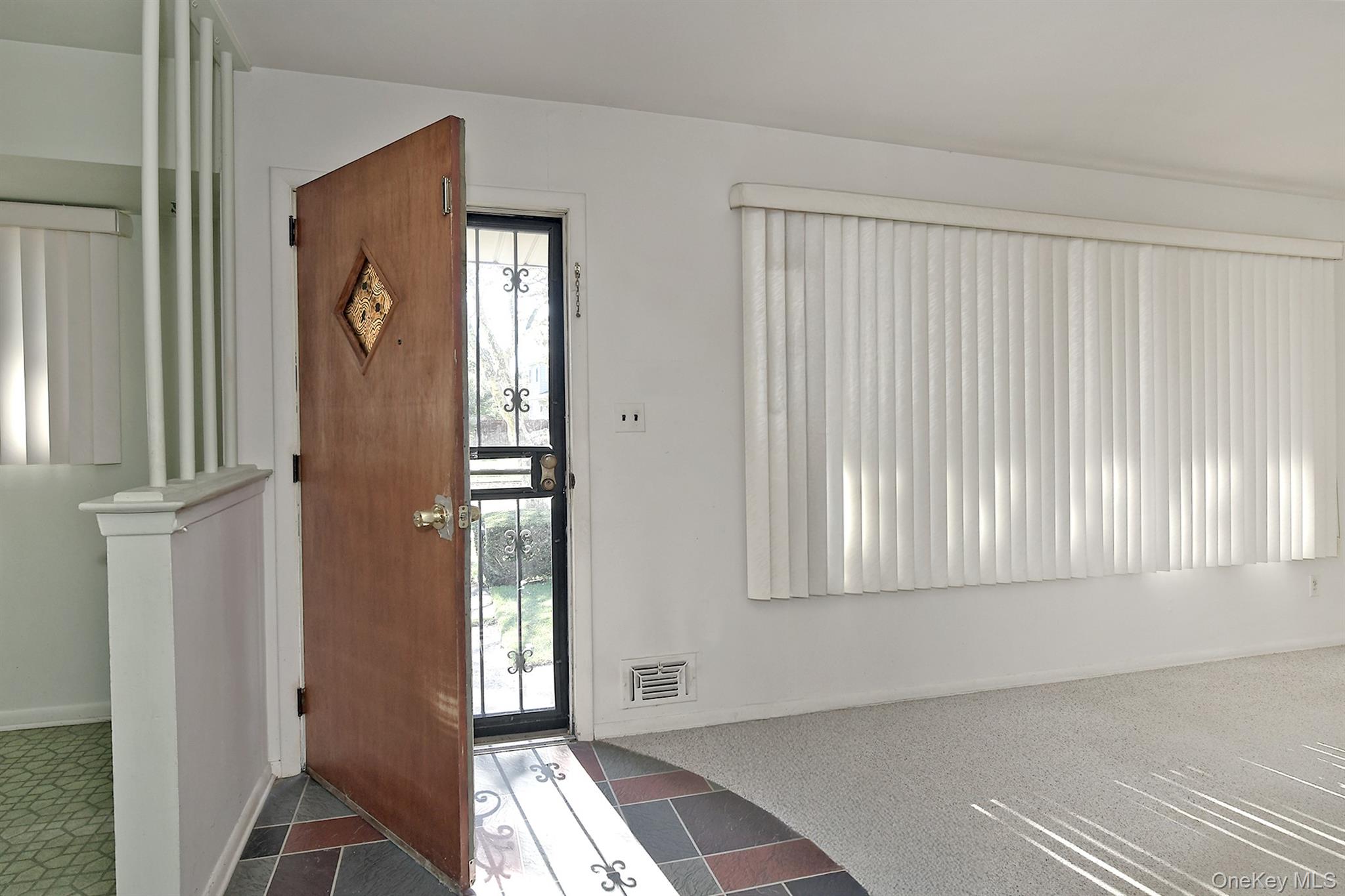12 Marie Crescent Property Photo 5